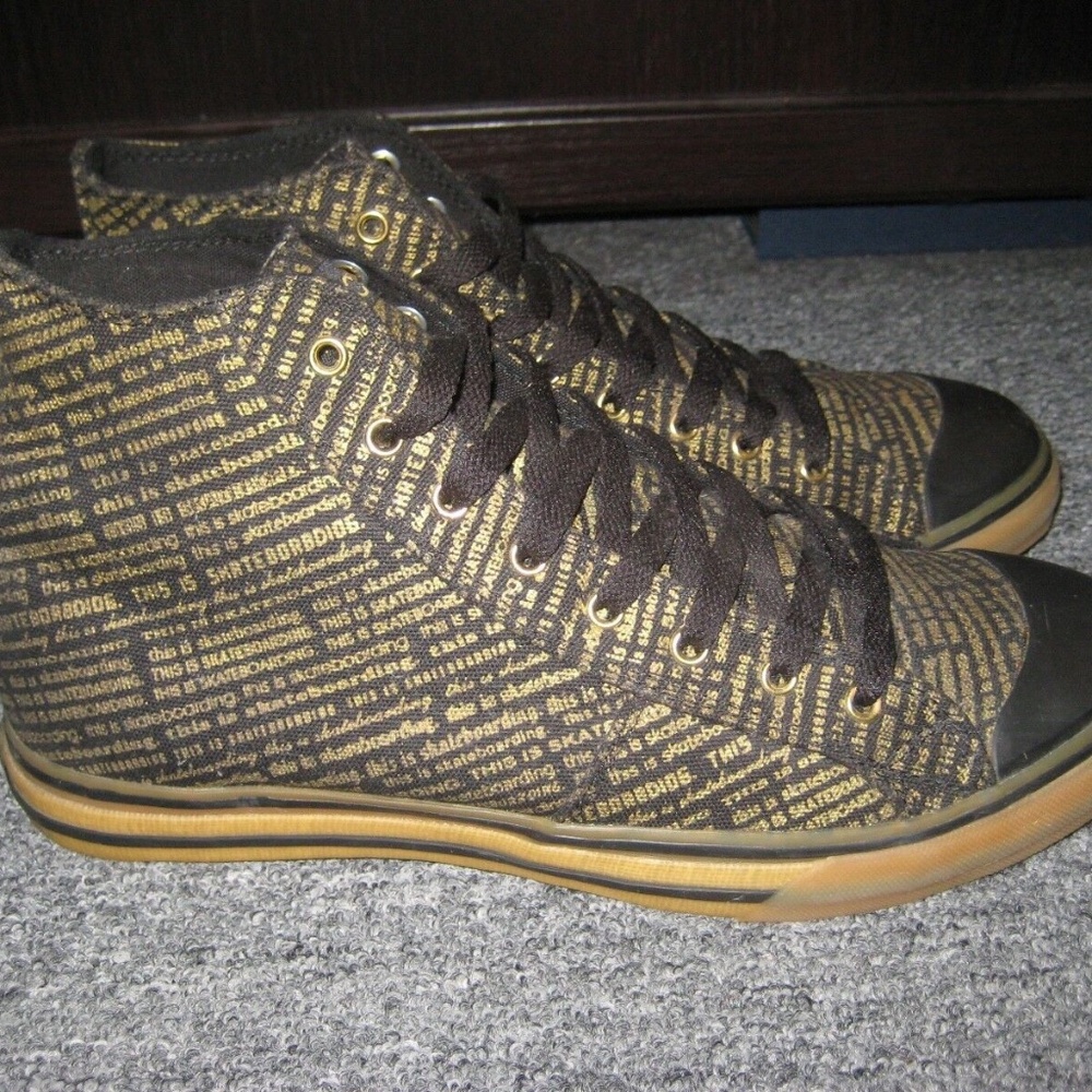 EMERICA 2003 "Indicator" 9.5 Black/Gold VERY RARE!